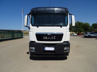 MAN TGS 26 320-CAMIONES GANCHO+GRUA