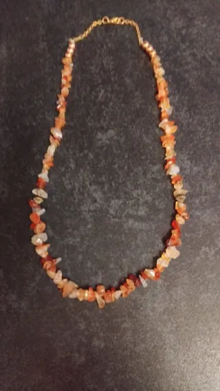 Collana e orecchini corniola fatti a mano