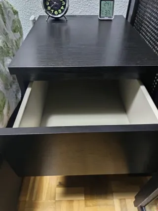 PACK de Canapé, colchón, mesilla y dos estanterías