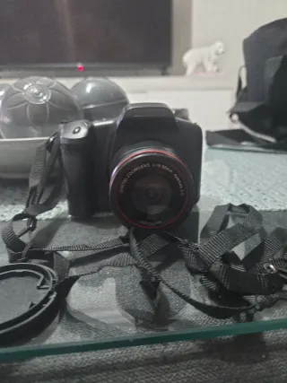 Cámara digital negra