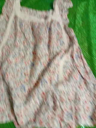 Blusa Brotes floral Talla L