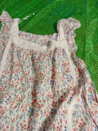 Blusa Brotes floral Talla L