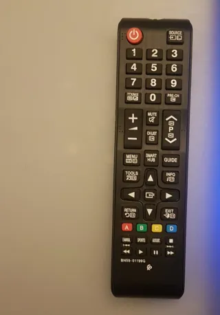 TV LCD Samsung 16 - Negro/Plata