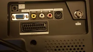 TV LCD Samsung 16 - Negro/Plata