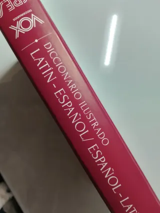 Diccionario ilustrado latín-español/ español-latín