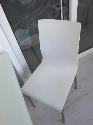 Mesa cristal y metal extensible