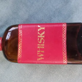 Botella Antigua Whisky Madera