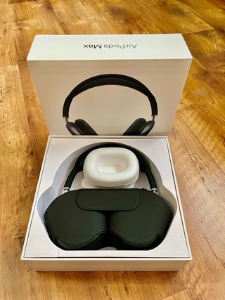 AirPods Max Space Gray