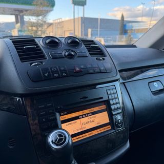 Mercedes-Benz Viano 2011