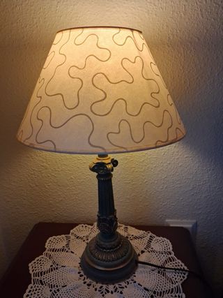 Lámpara de mesa decorativa