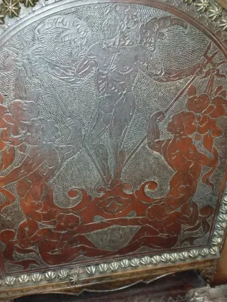 Sillón antiguo despacho madera y cuero