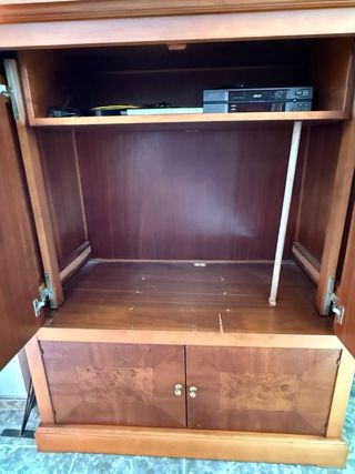 muebles de comedor clásicos de raíz de NOGAL !