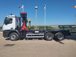 Mercedes AROCS 26 45-CAMIONES GANCHO+GRUA