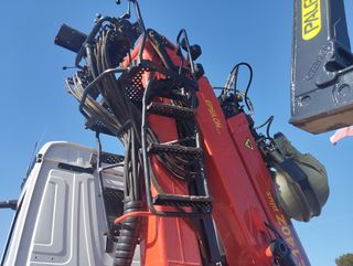 Mercedes AROCS 26 45-CAMIONES GANCHO+GRUA