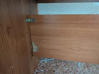 Urge venta!! Mesa de ordenador de madera. No envio