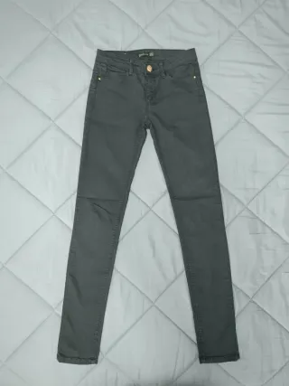 Lote 7 Pantalones Mujer Talla 34 y 36.