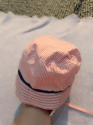 Gorrito bebé rayas con ratón Catimini