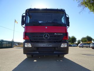 Mercedes AROCS 25 44-CAMIONES GANCHO