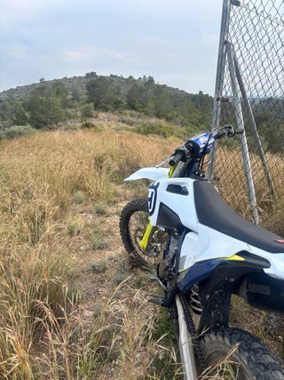 Husqvarna 450 FC Motocross moto muy mimada