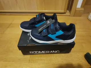 Zapatillas niño/a velcro talla 30 NUEVAS