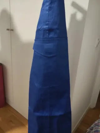 Pantalones azules de trabajo