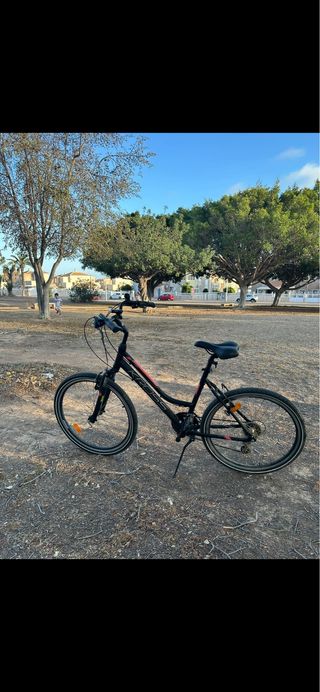 Bicicleta Kross Negra