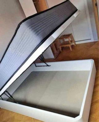 Canapés abatible y colchónes nuevos