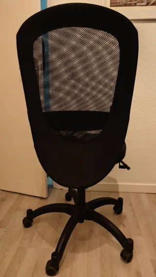 Silla de escritorio negra