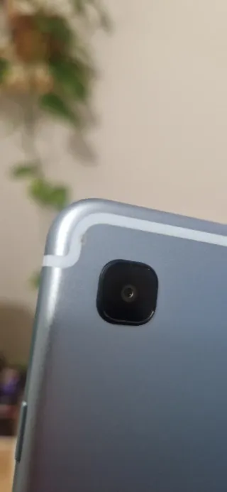 Samsung Tab S6 Lite con funda y protector