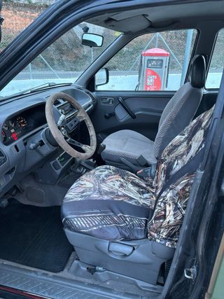 Nissan Terrano II 2.7TD