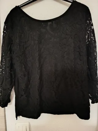 Camiseta negra encaje cremallera Talla XL