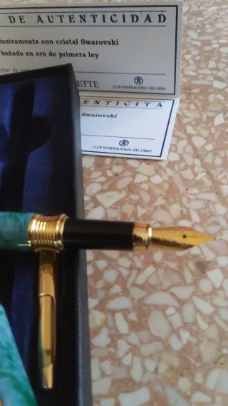 Bolígrafo Hachette oro 24k Swarovski