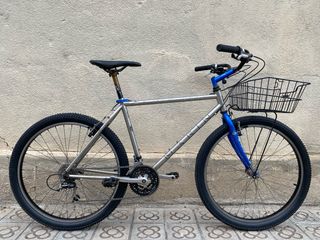 Bicicleta Marin de montaña