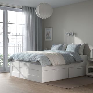 Cama Ikea Brimnes 140x200 con almacenaje