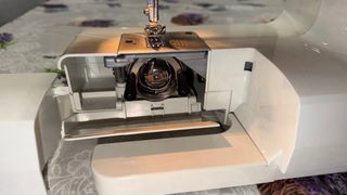 Máquina de coser SilverCrest