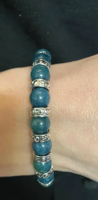 Bracciale e orecchini in apatite fatti a mano