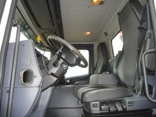 Scania P 360-CAMIONES GRUAS