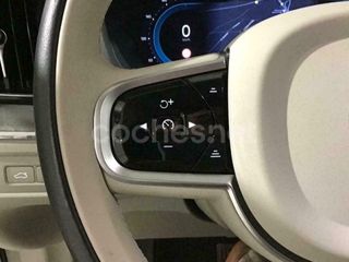 Volvo XC60 PLUS DARK