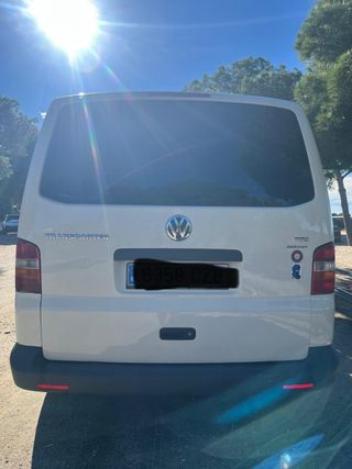 Volkswagen Transporter T5 1.9 TDI 2004