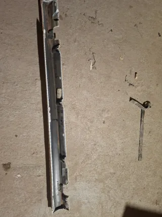 Talonera izquierda Mercedes Clase C W205 amg