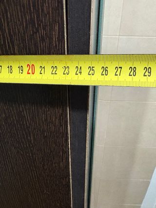 Armario alto con espejo