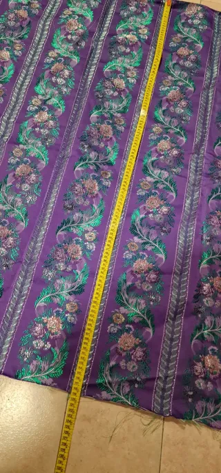 Tela Fallera o traje regional