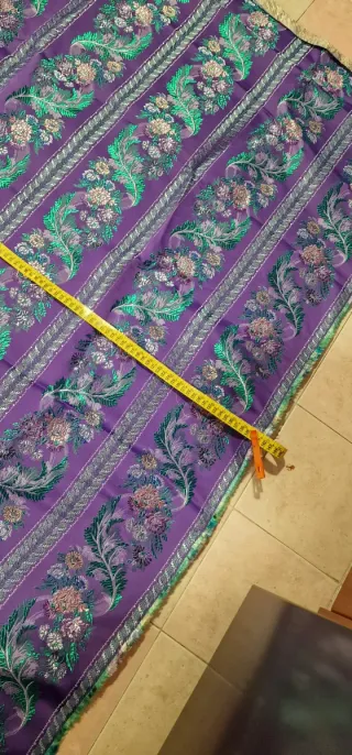 Tela Fallera o traje regional