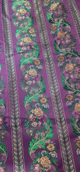 Tela Fallera o traje regional