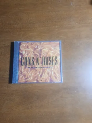 CD Guns N' Roses The Spaghetti Incident?