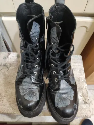 Anfibio Cult neri con stampa