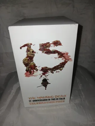 The walking dead. 15 anniversario celebration pack