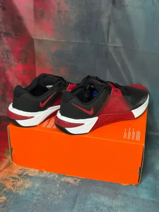 Nike Metcon 10 Scarpe da Allenamento Nero Rosso