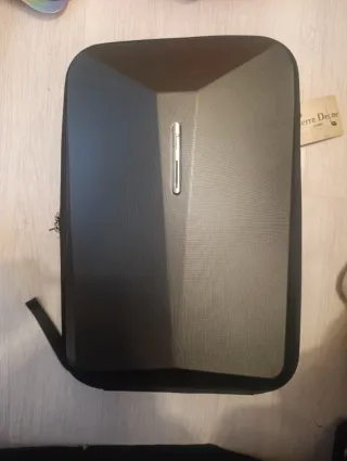 Mochila antirrobo Pierre Denee Negra/Gris