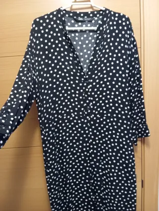 Mono marca Zara lunares talla M